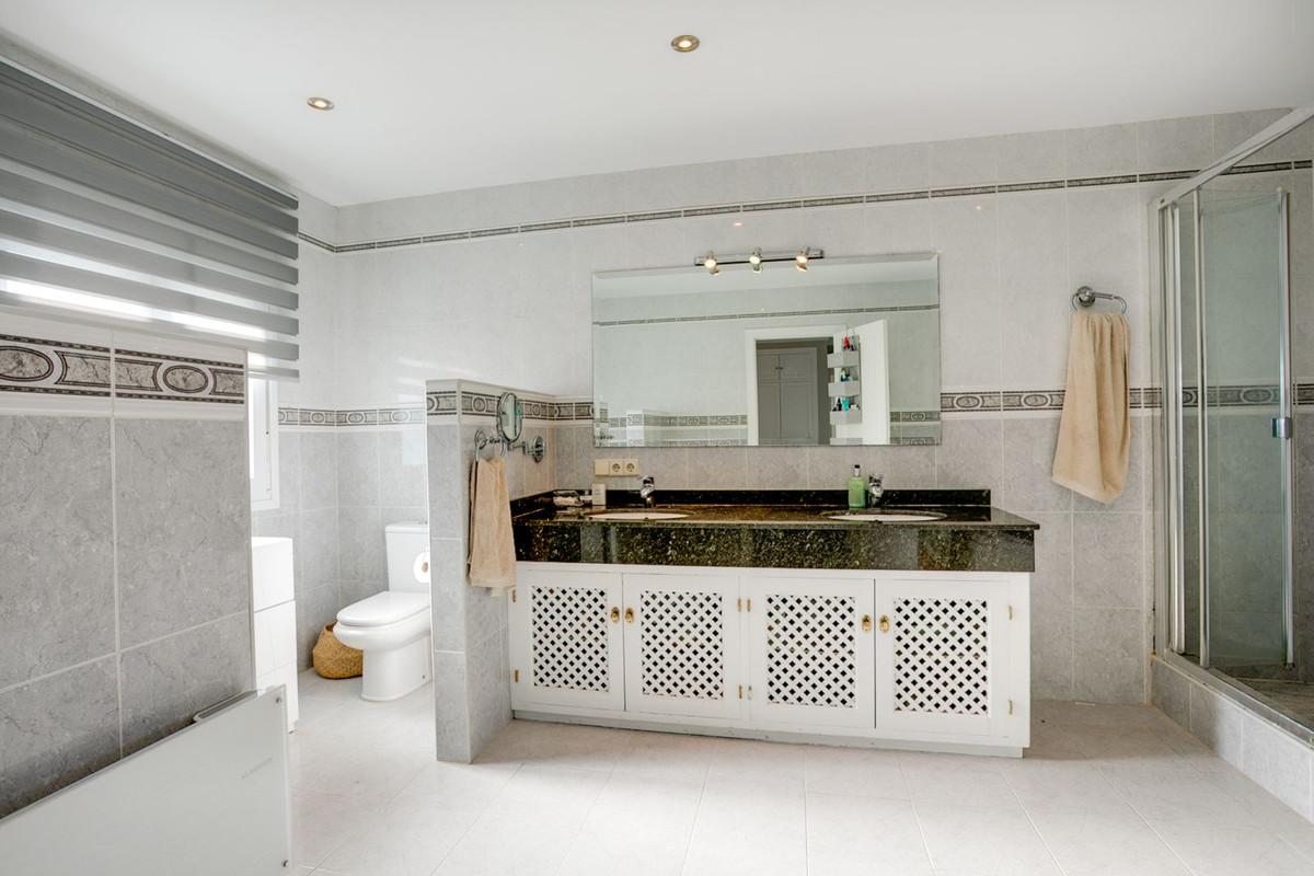 Villa met 3 slaapkamers in El Paraiso in El Paraiso - foto 10