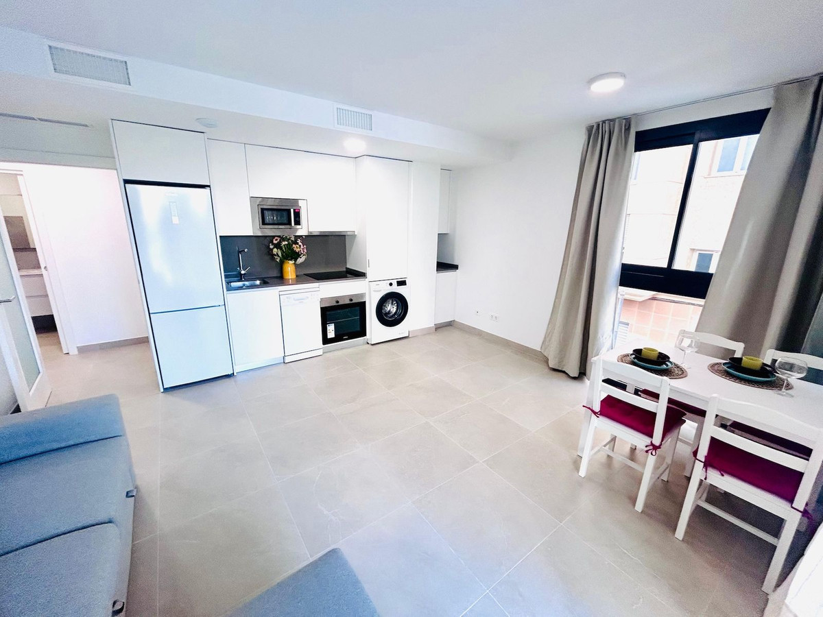 2-slaapkamer appartement aan de eerste lijn in Estepona in Estepona - foto 2