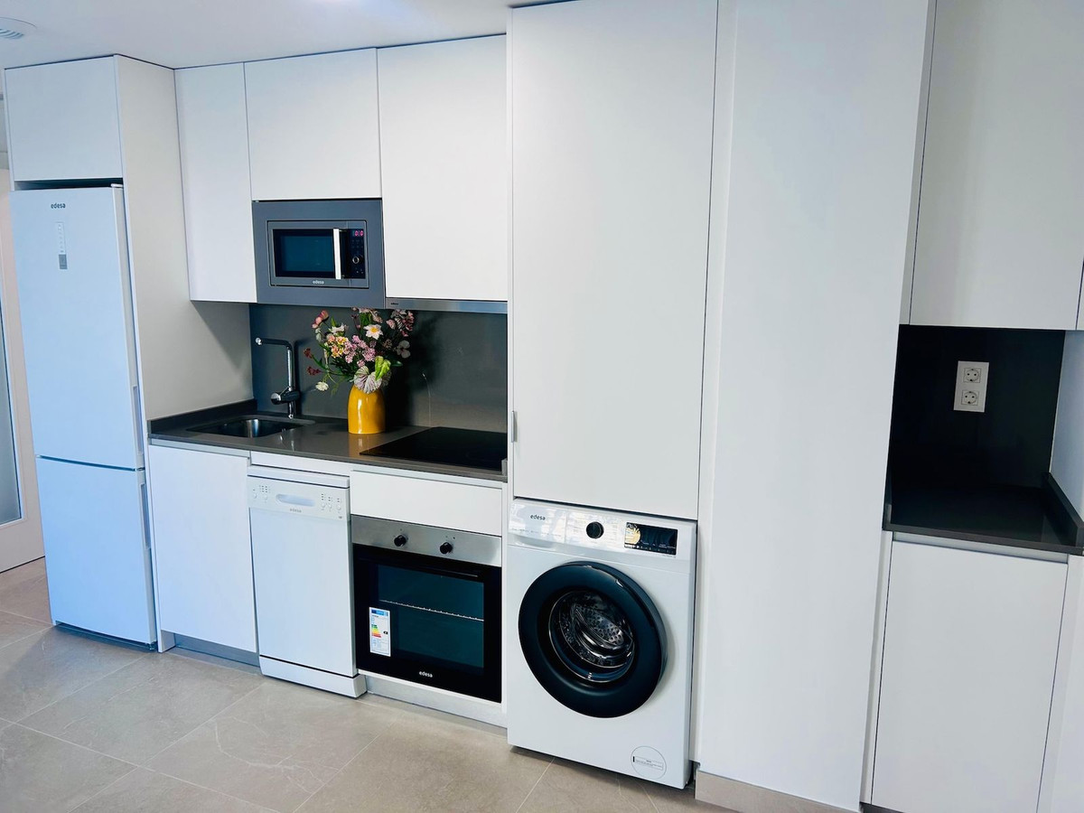 2-slaapkamer appartement aan de eerste lijn in Estepona in Estepona - foto 5