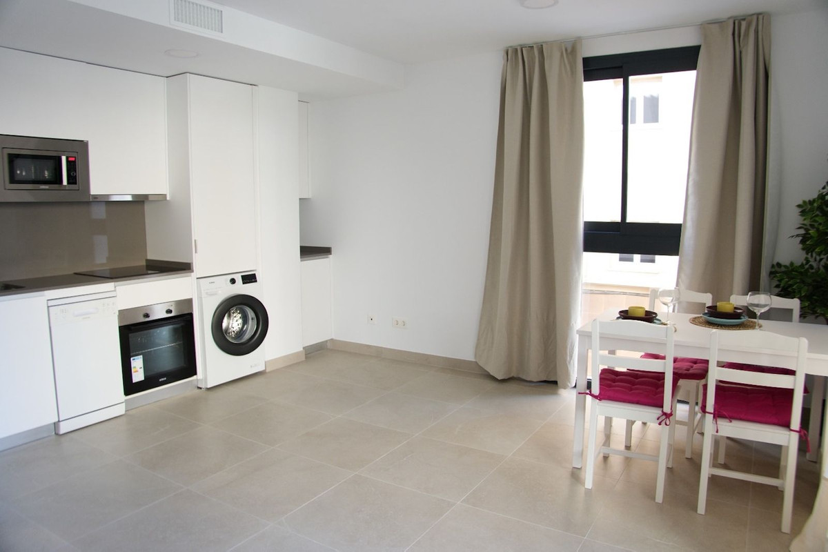 2-slaapkamer appartement aan de eerste lijn in Estepona in Estepona - foto 8