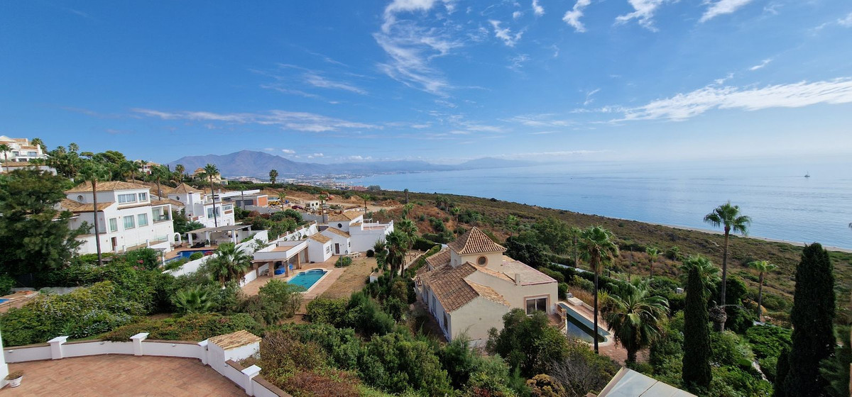 5-slaapkamer villa in La Paloma, Manilva – renovatieproject met panoramisch zeezicht in Manilva - foto 11