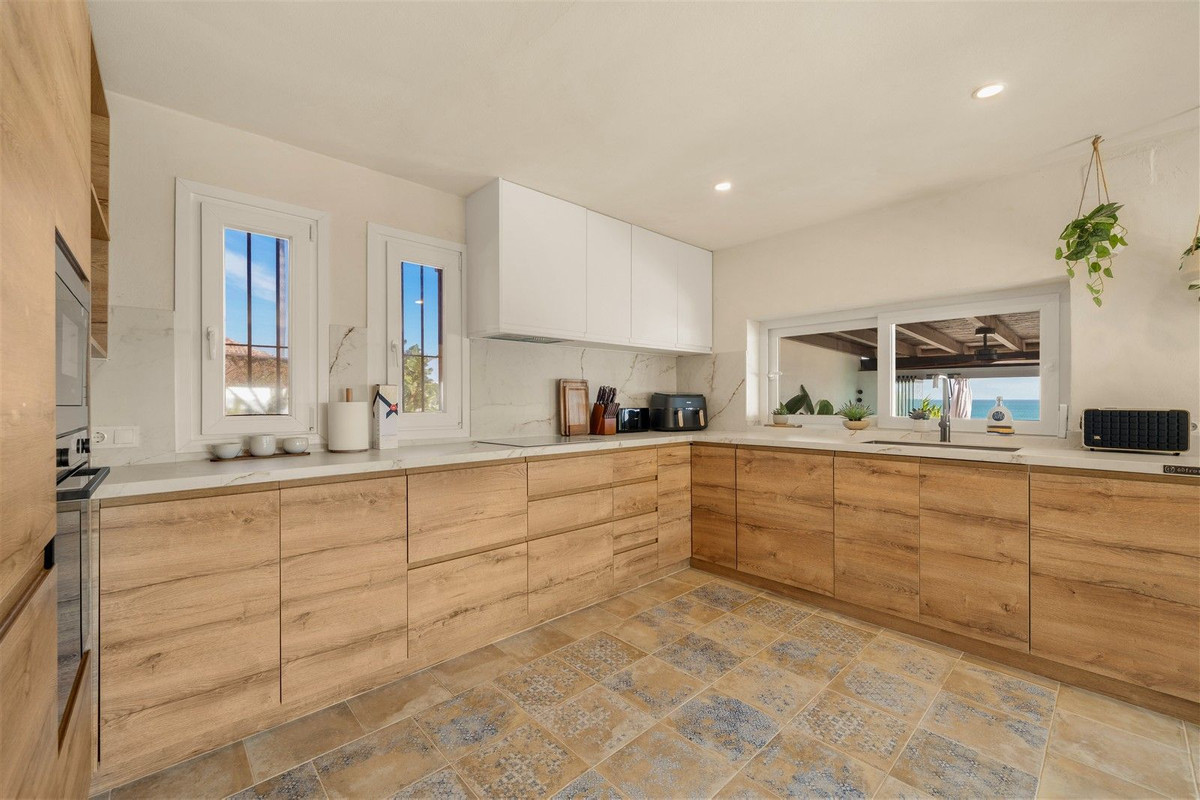 4 bedroom House in Estepona in Estepona - foto 13