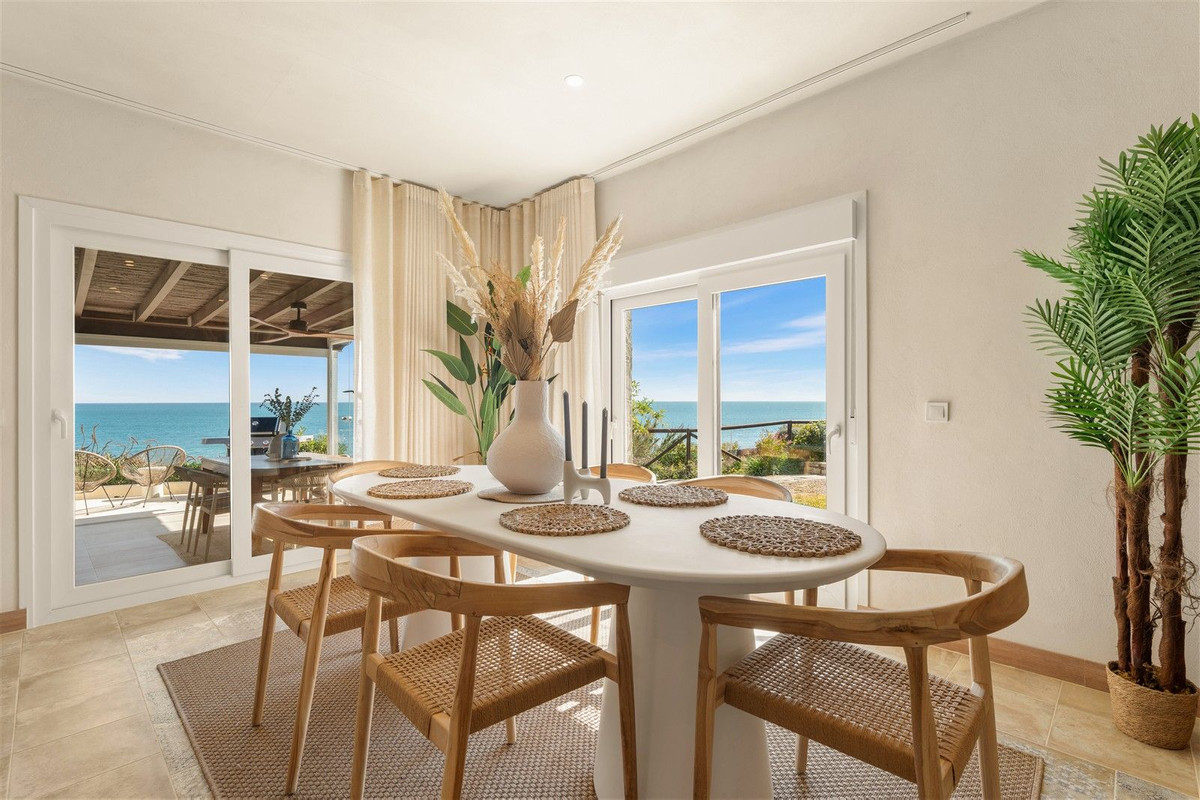 4 bedroom House in Estepona in Estepona - foto 4