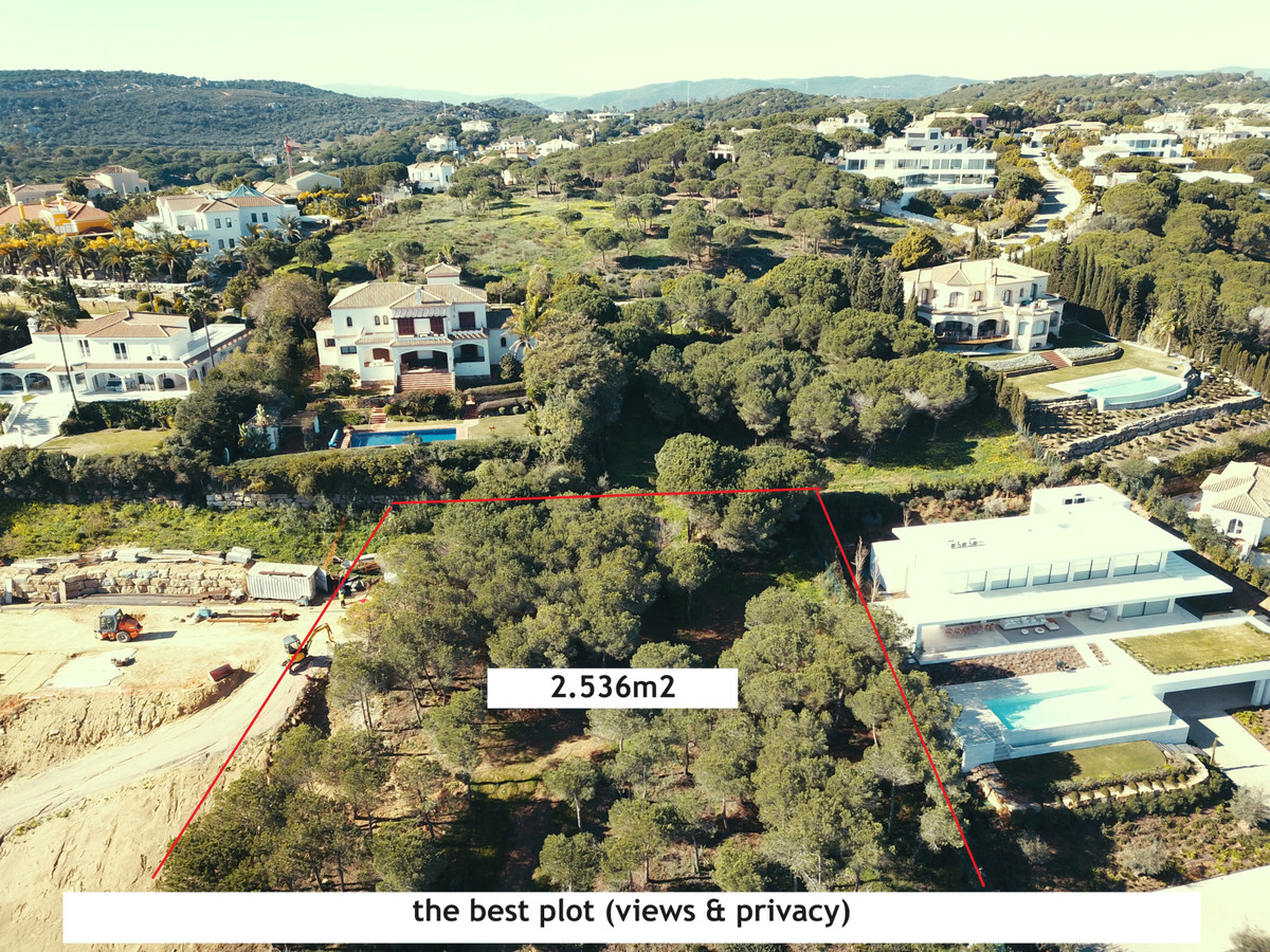 Nieuwbouwvilla met 5 slaapkamers in San Roque in San Roque - foto 13