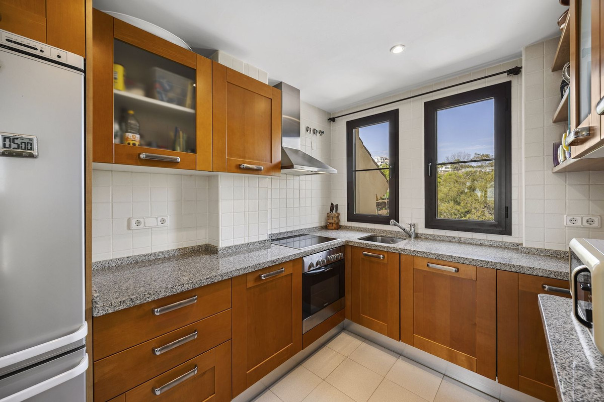 Drie-slaapkamer penthouse in Los Arqueros in Los Arqueros - foto 16