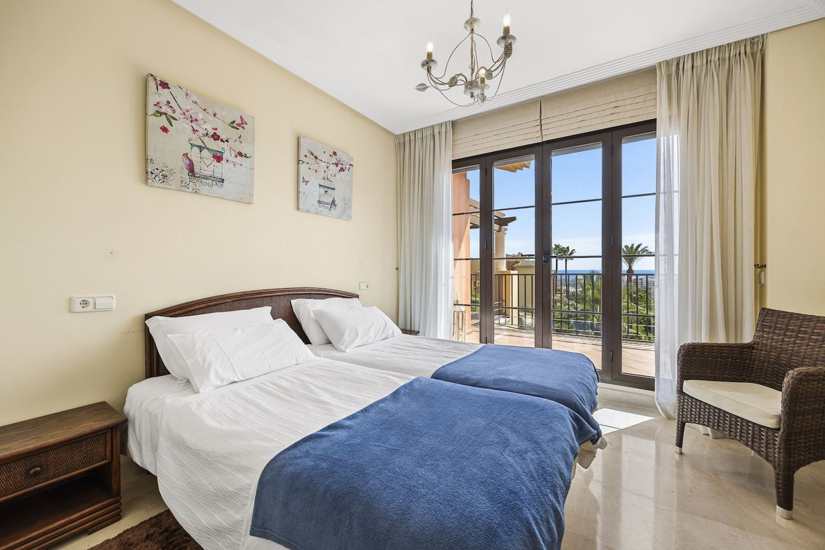 Drie-slaapkamer penthouse in Los Arqueros in Los Arqueros - foto 19