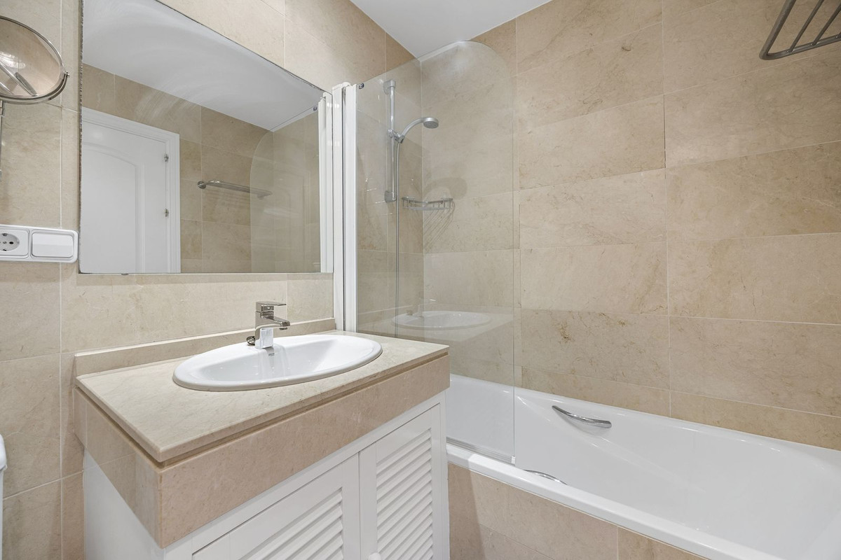 Drie-slaapkamer penthouse in Los Arqueros in Los Arqueros - foto 20