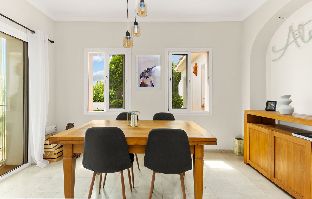 Villa Frontline Estepona Golf met 3 slaapkamers in Estepona - foto 17