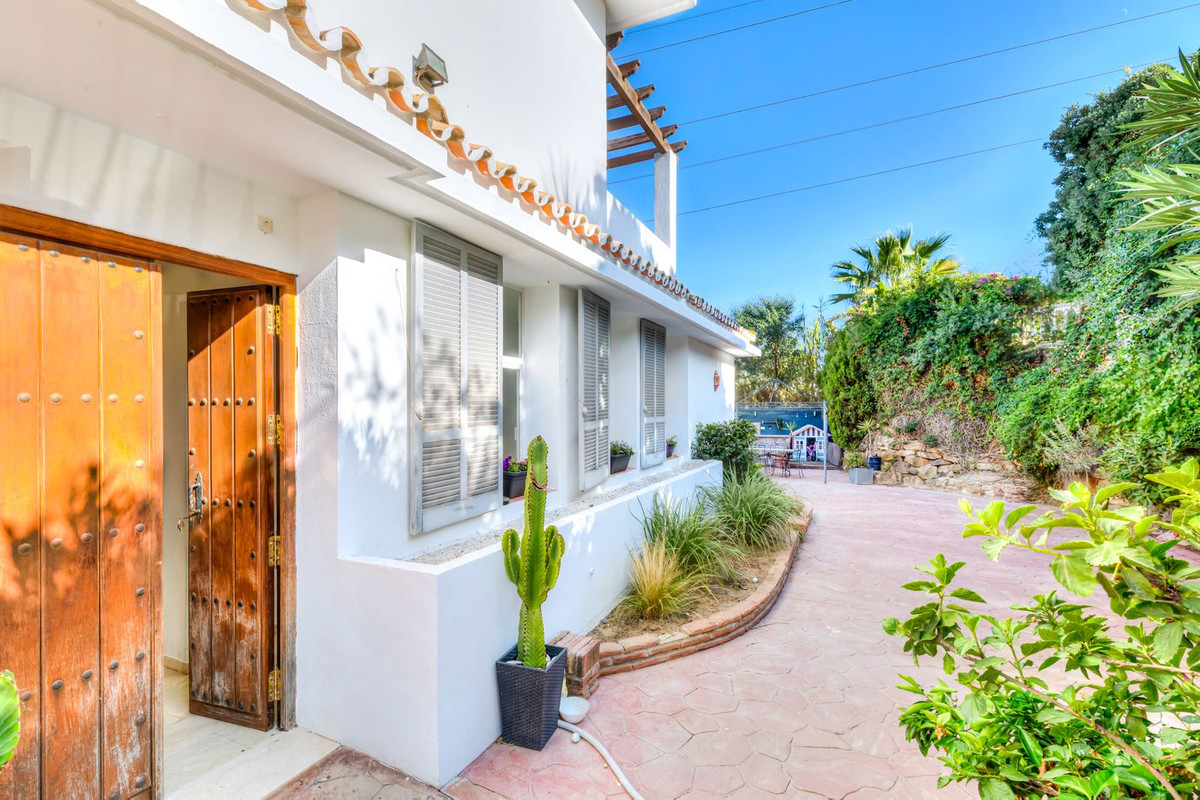Villa Frontline Estepona Golf met 3 slaapkamers in Estepona - foto 4