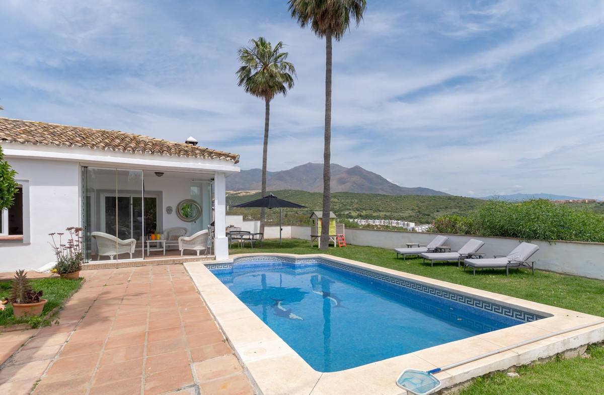 Villa Frontline Estepona Golf met 3 slaapkamers in Estepona - foto 8