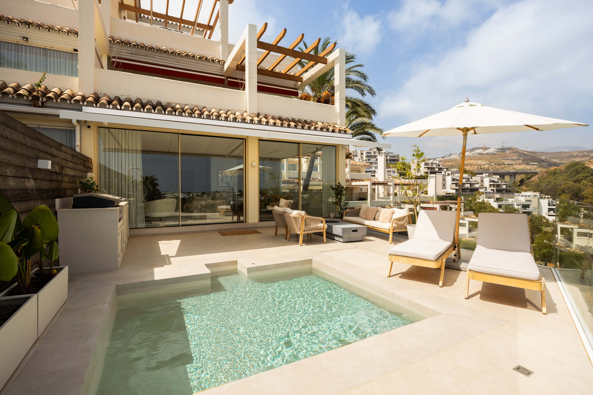 Drie-slaapkamerappartement in Nueva Andalucía met uitzicht op La Concha in Nueva Andalucía - foto 3