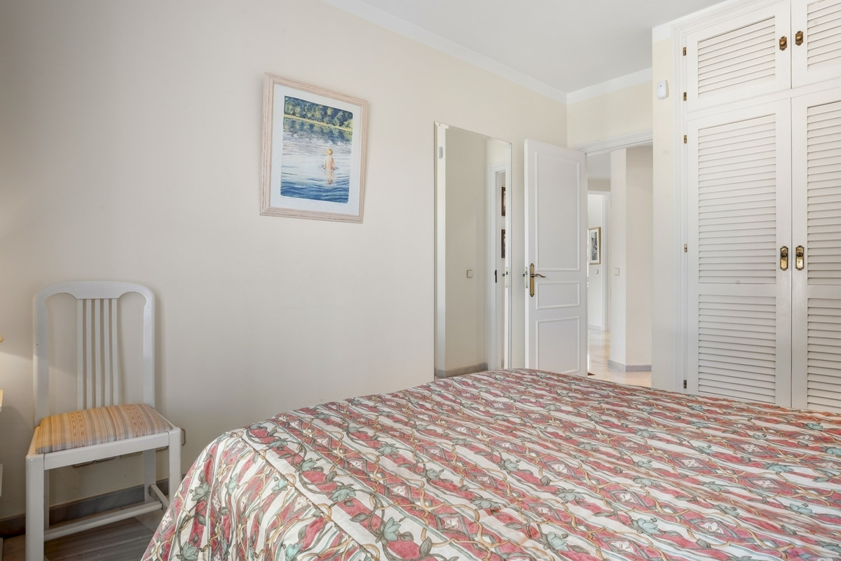 Drie-slaapkamerappartement in Elviria in Elviria - foto 11