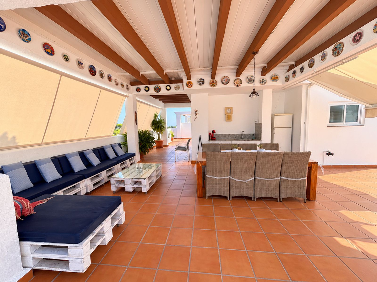 Exclusieve duplex-penthouse in Estepona met 3 slaapkamers in Estepona - foto 2