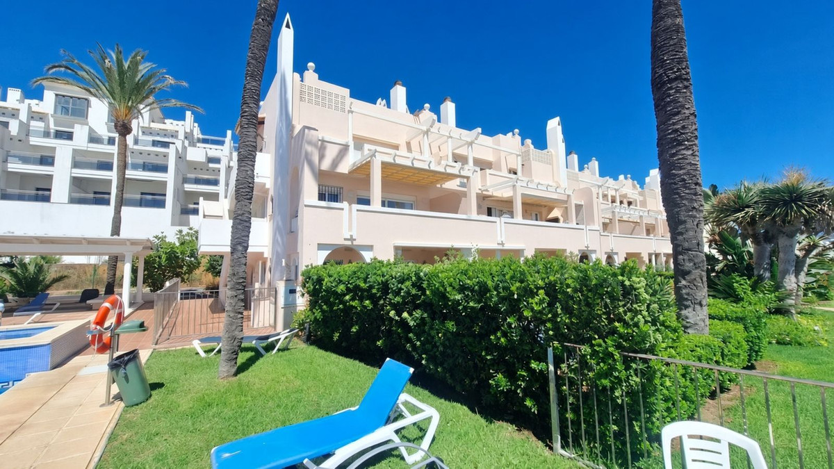 2-slaapkamer appartement eerste lijn strand Bahía Dorada, Estepona in Estepona - foto 16
