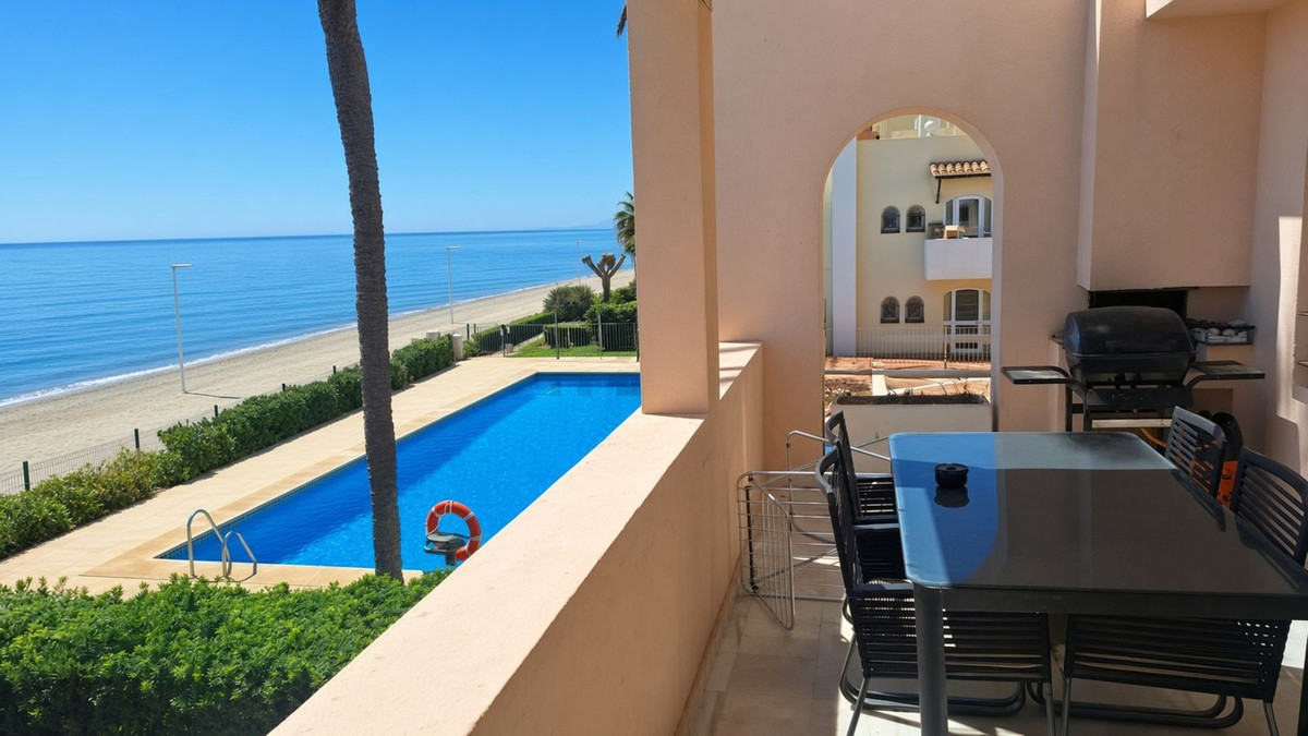 2-slaapkamer appartement eerste lijn strand Bahía Dorada, Estepona in Estepona - foto 6