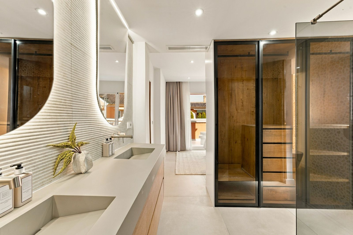 Luxe duplexpenthouse met 3 slaapkamers in Nueva Andalucía in Nueva Andalucía - foto 6