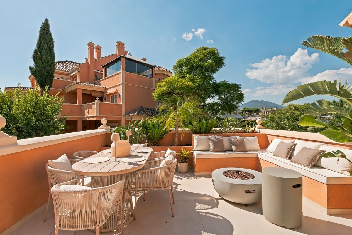 Luxe duplexpenthouse met 3 slaapkamers in Nueva Andalucía in Nueva Andalucía - foto 7