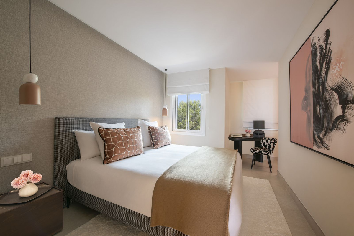 3 bedroom Apartment in New Golden Mile in New Golden Mile - foto 11
