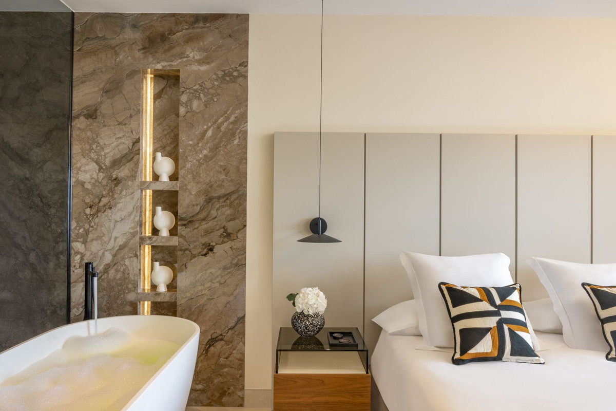 3 bedroom Apartment in New Golden Mile in New Golden Mile - foto 10
