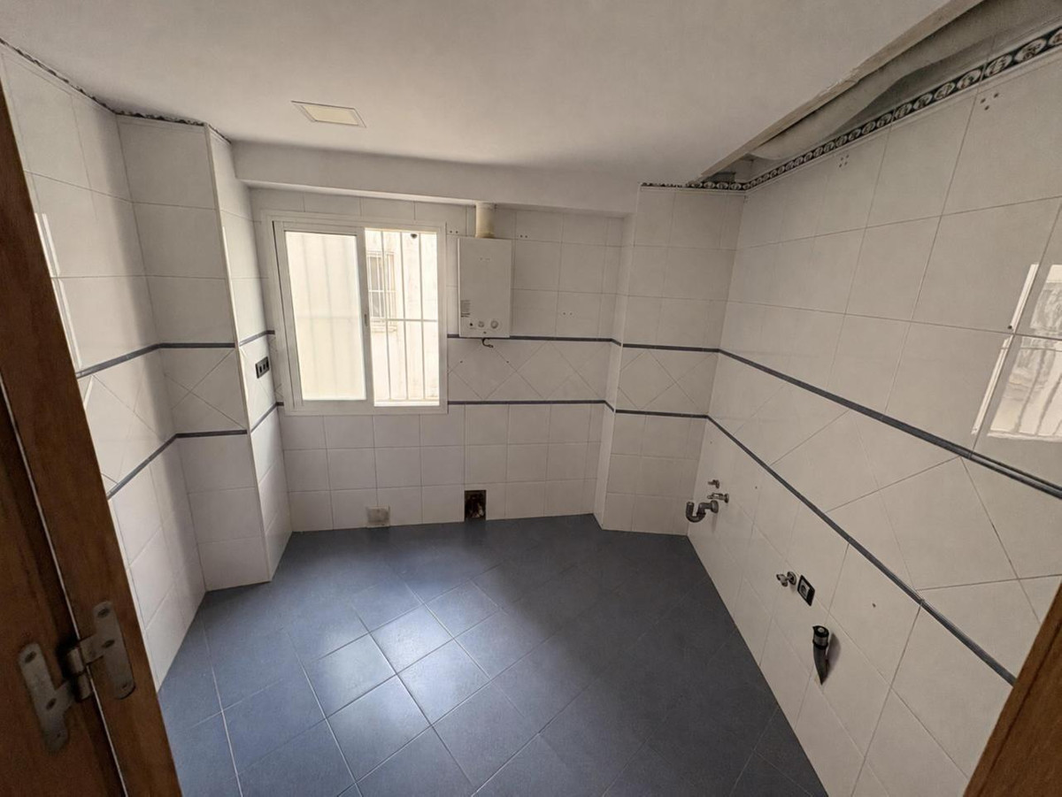 Drie-slaapkamerappartement in Málaga in Málaga - foto 11