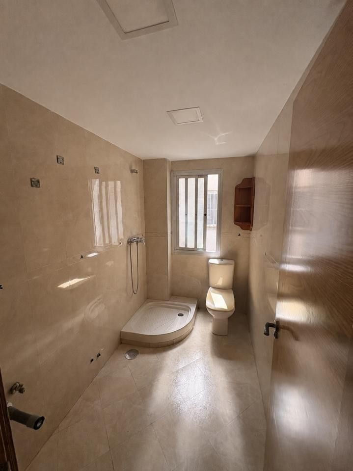 Drie-slaapkamerappartement in Málaga in Málaga - foto 14