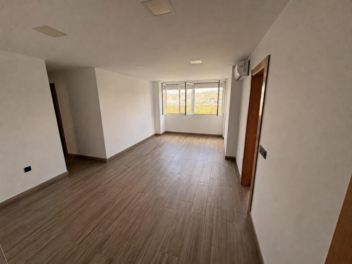 Drie-slaapkamerappartement in Málaga in Málaga - foto 3