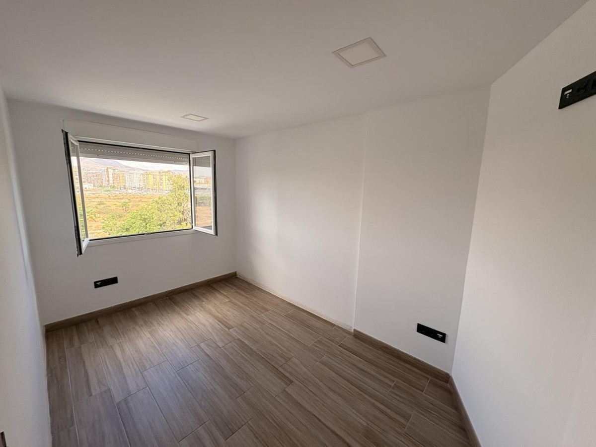 Drie-slaapkamerappartement in Málaga in Málaga - foto 6