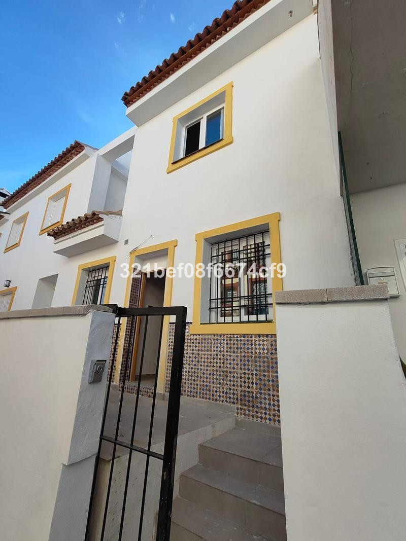 3-slaapkamer stadswoning in Estepona in Estepona - foto 2