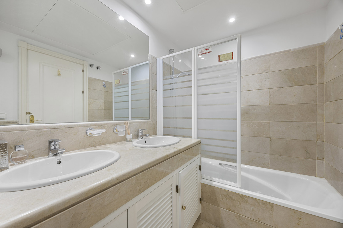 Penthouse met 3 slaapkamers in Benahavís in Benahavís - foto 16