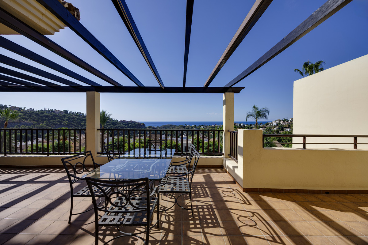 Penthouse met 3 slaapkamers in Benahavís in Benahavís - foto 3
