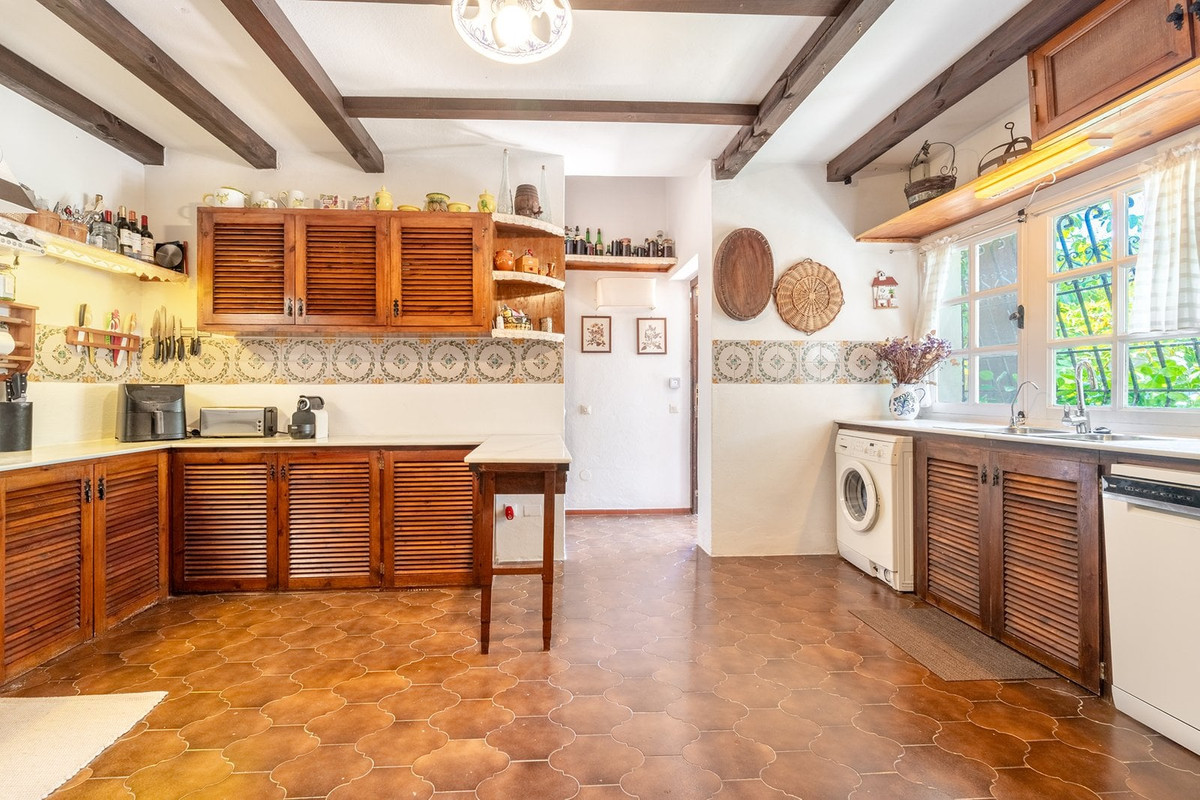 4-slaapkamer villa in Marbella met privé tuin en zwembad in Marbella - foto 11
