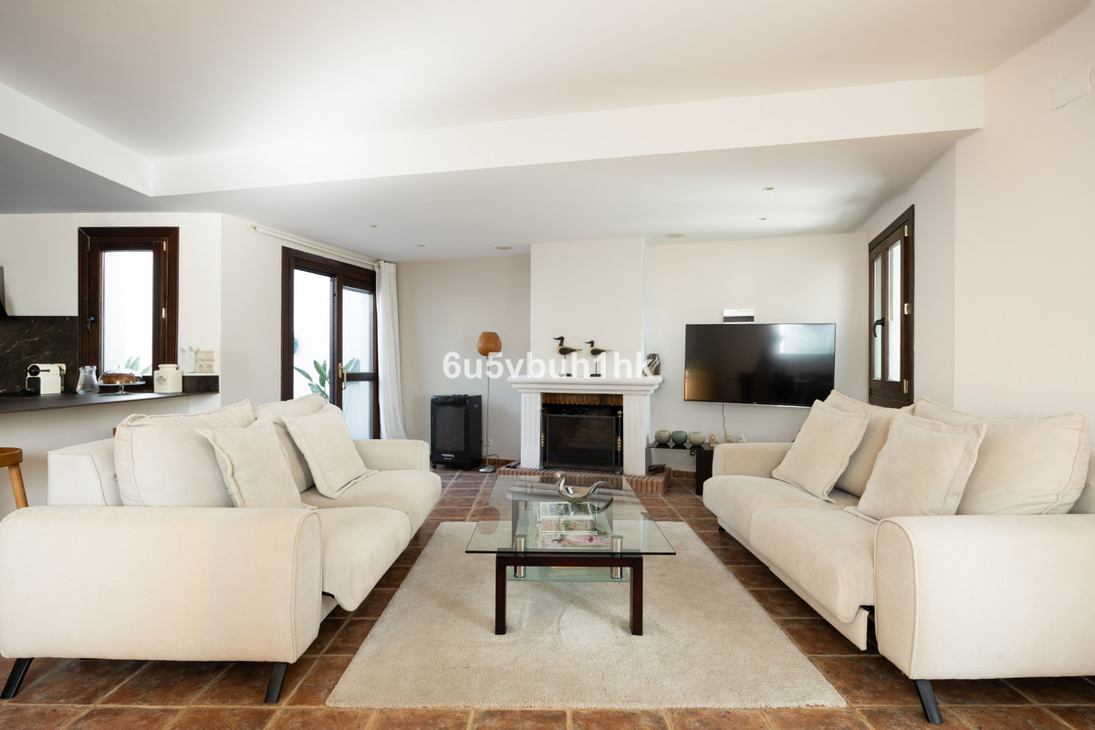 Drie-slaapkamer villa in Estepona (El Paraíso, Montevideo Hills) in Estepona - foto 6