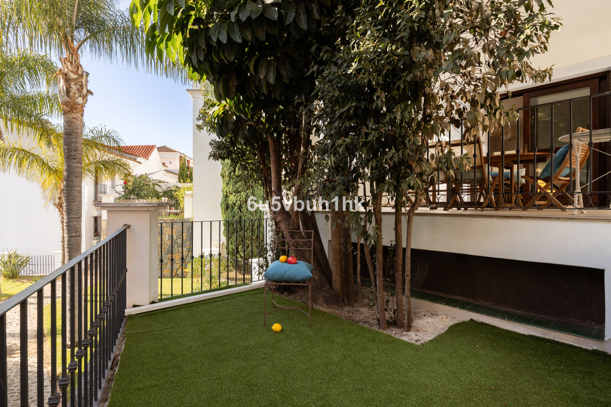 Drie-slaapkamer villa in Estepona (El Paraíso, Montevideo Hills) in Estepona - foto 9