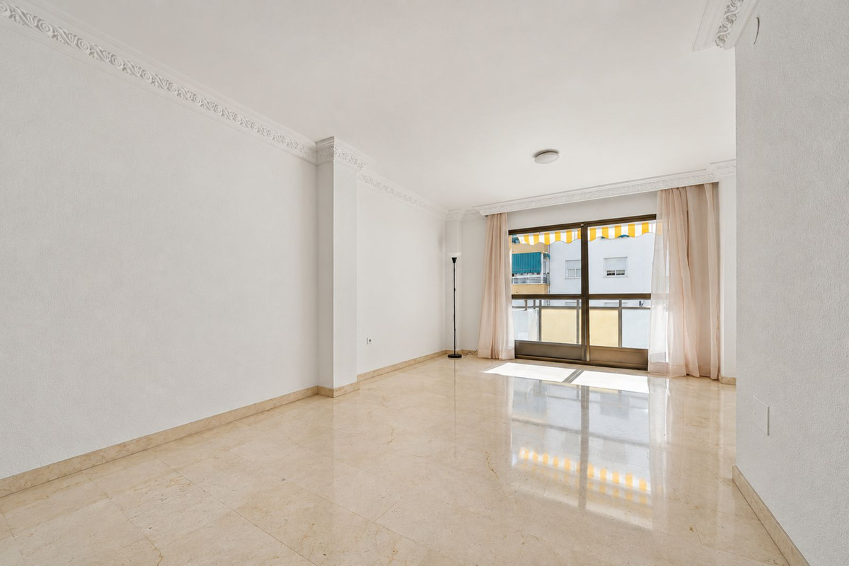 Drie-slaapkamerappartement in Estepona in Estepona - foto 7
