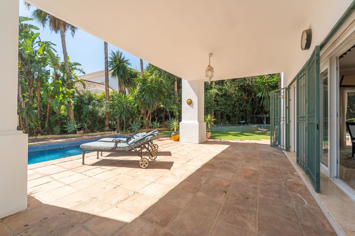 4-slaapkamer villa in El Rosario, Marbella in El Rosario - foto 11