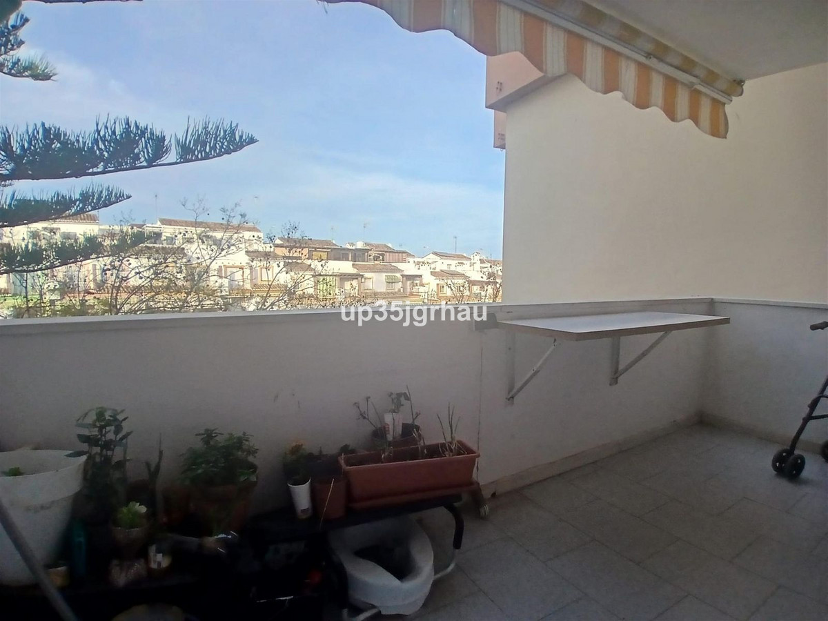 Appartement met 4 slaapkamers in Estepona in Estepona - foto 2