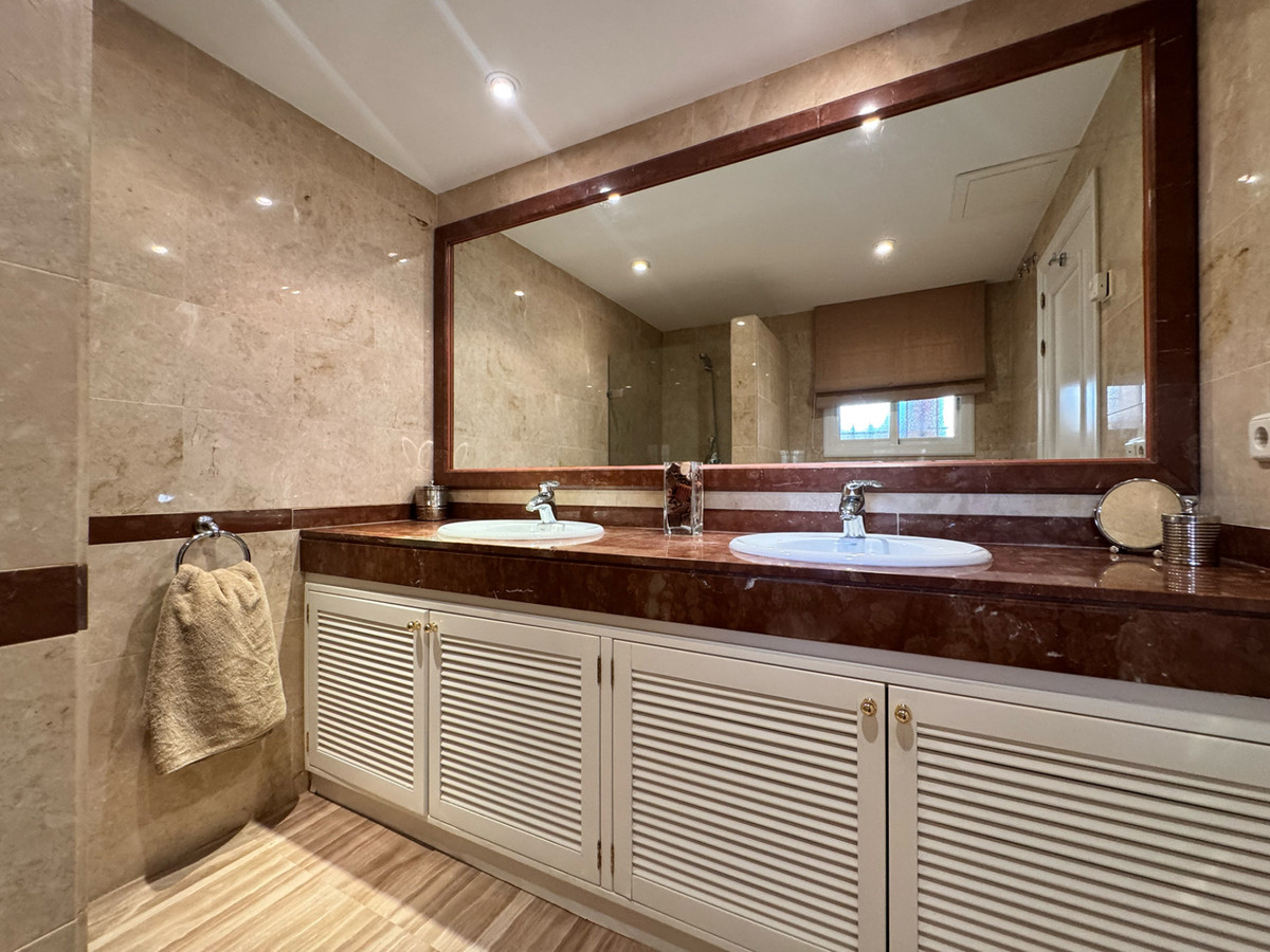 Drie-slaapkamerappartement in Elviria in Elviria - foto 12