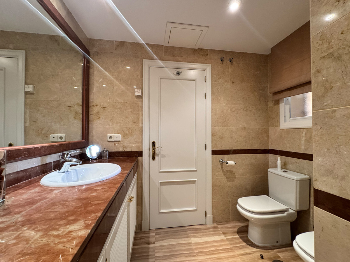 Drie-slaapkamerappartement in Elviria in Elviria - foto 13