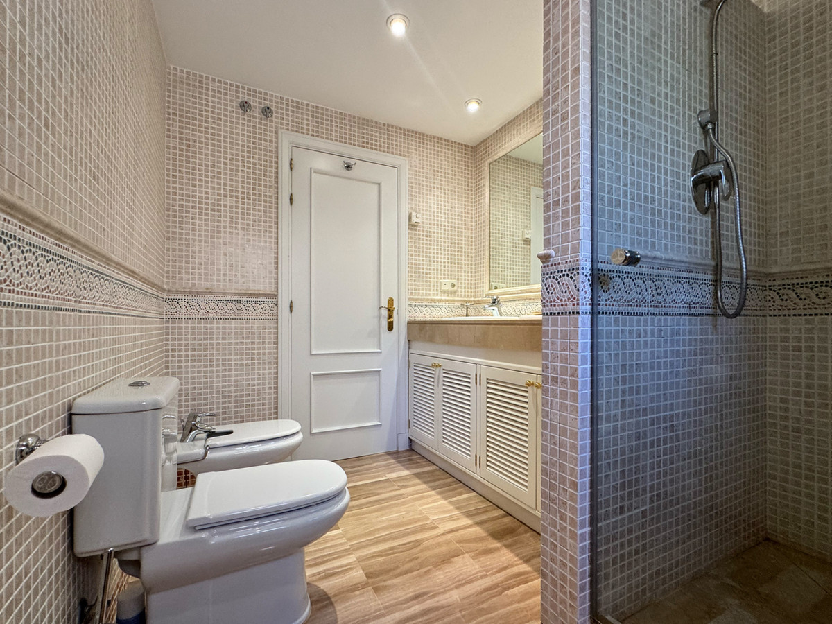 Drie-slaapkamerappartement in Elviria in Elviria - foto 16