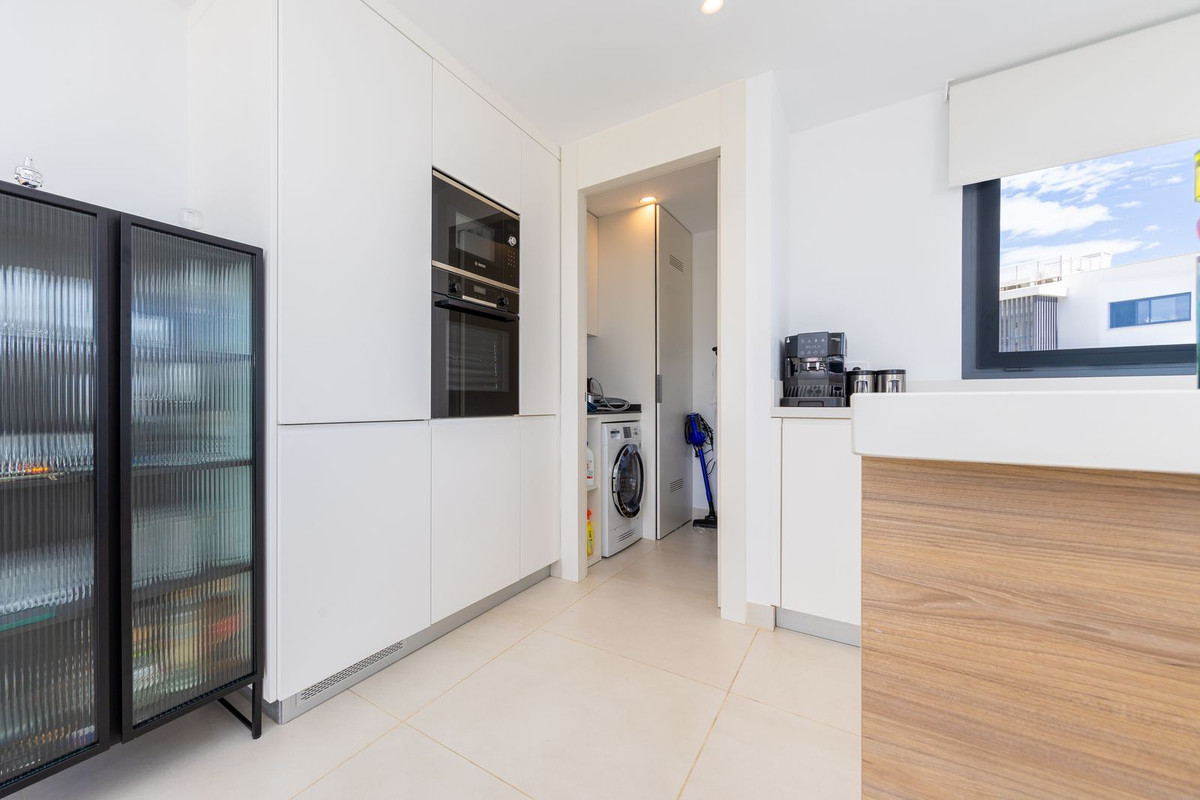 Exclusieve 2-slaapkamer penthouse met privézwembad in Higuerón West – Fase 1 in Fuengirola - foto 16