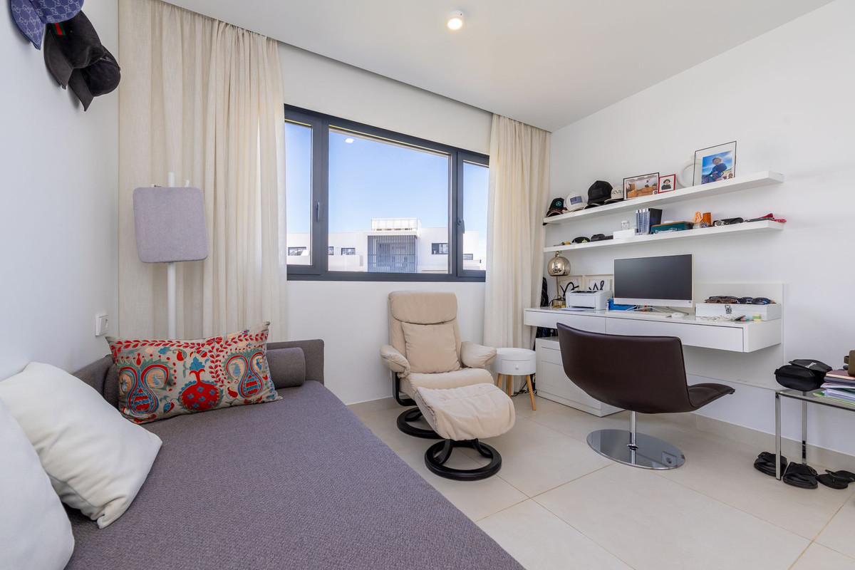 Exclusieve 2-slaapkamer penthouse met privézwembad in Higuerón West – Fase 1 in Fuengirola - foto 20