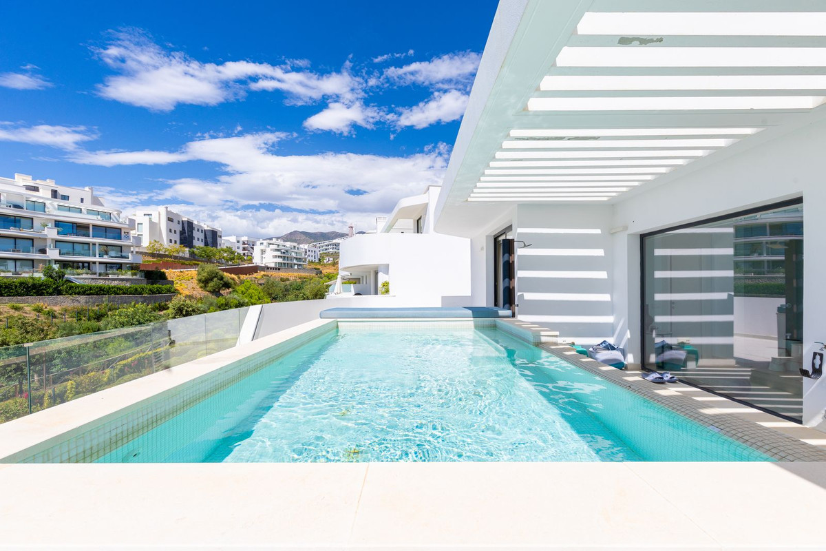 Exclusieve 2-slaapkamer penthouse met privézwembad in Higuerón West – Fase 1 in Fuengirola - foto 3