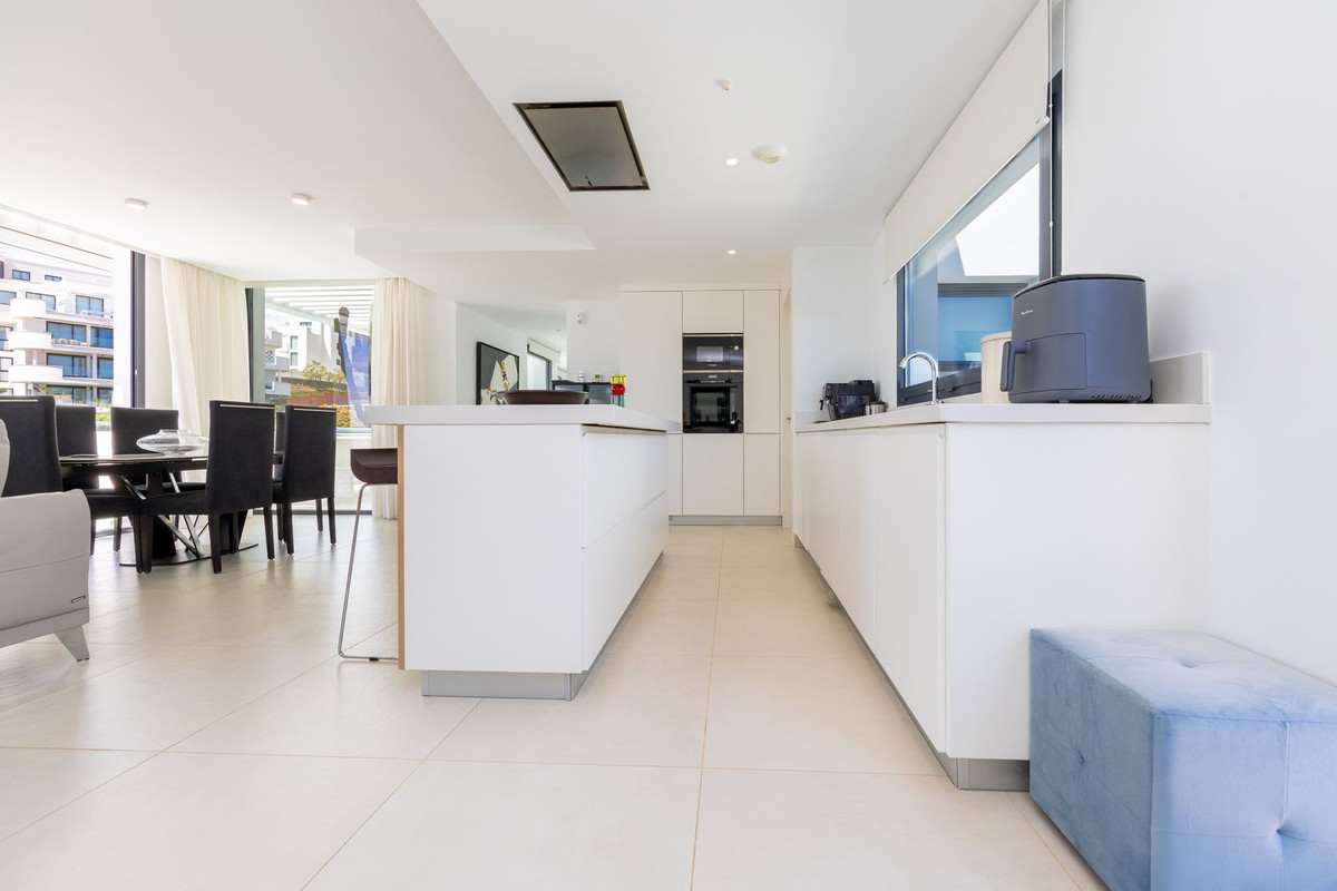 Exclusieve 2-slaapkamer penthouse met privézwembad in Higuerón West – Fase 1 in Fuengirola - foto 9