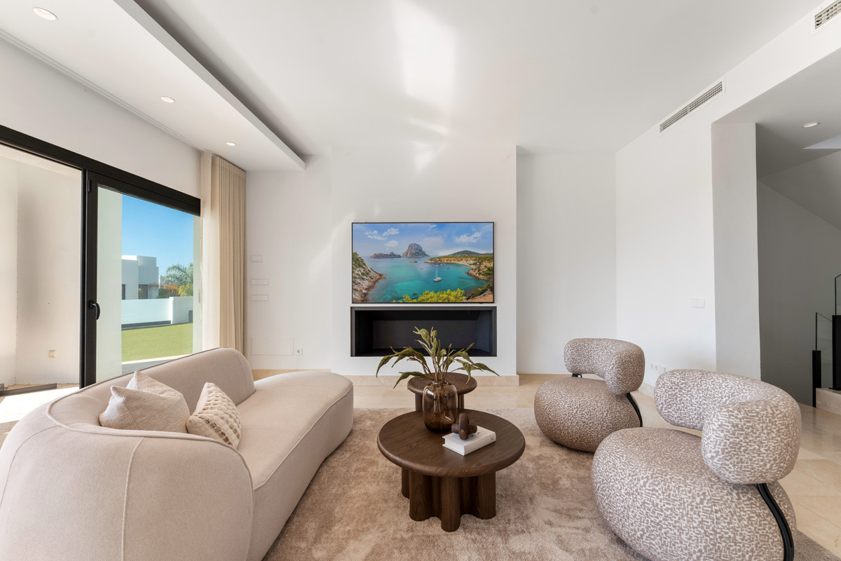 Moderne villa met 5 slaapkamers in Benahavís in Benahavís - foto 3