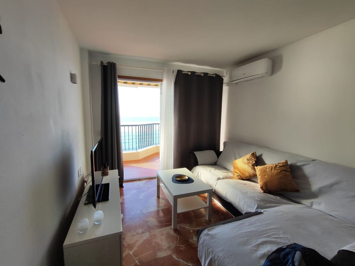 Direct aan het strand: panoramisch zeezicht in Carvajal, Fuengirola in Fuengirola - foto 15