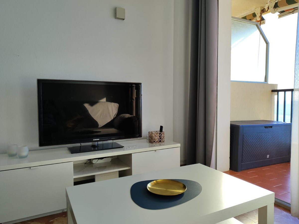 Direct aan het strand: panoramisch zeezicht in Carvajal, Fuengirola in Fuengirola - foto 10