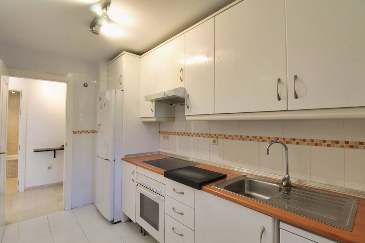 Appartement met 2 slaapkamers in Torrequebrada in Torrequebrada - foto 13
