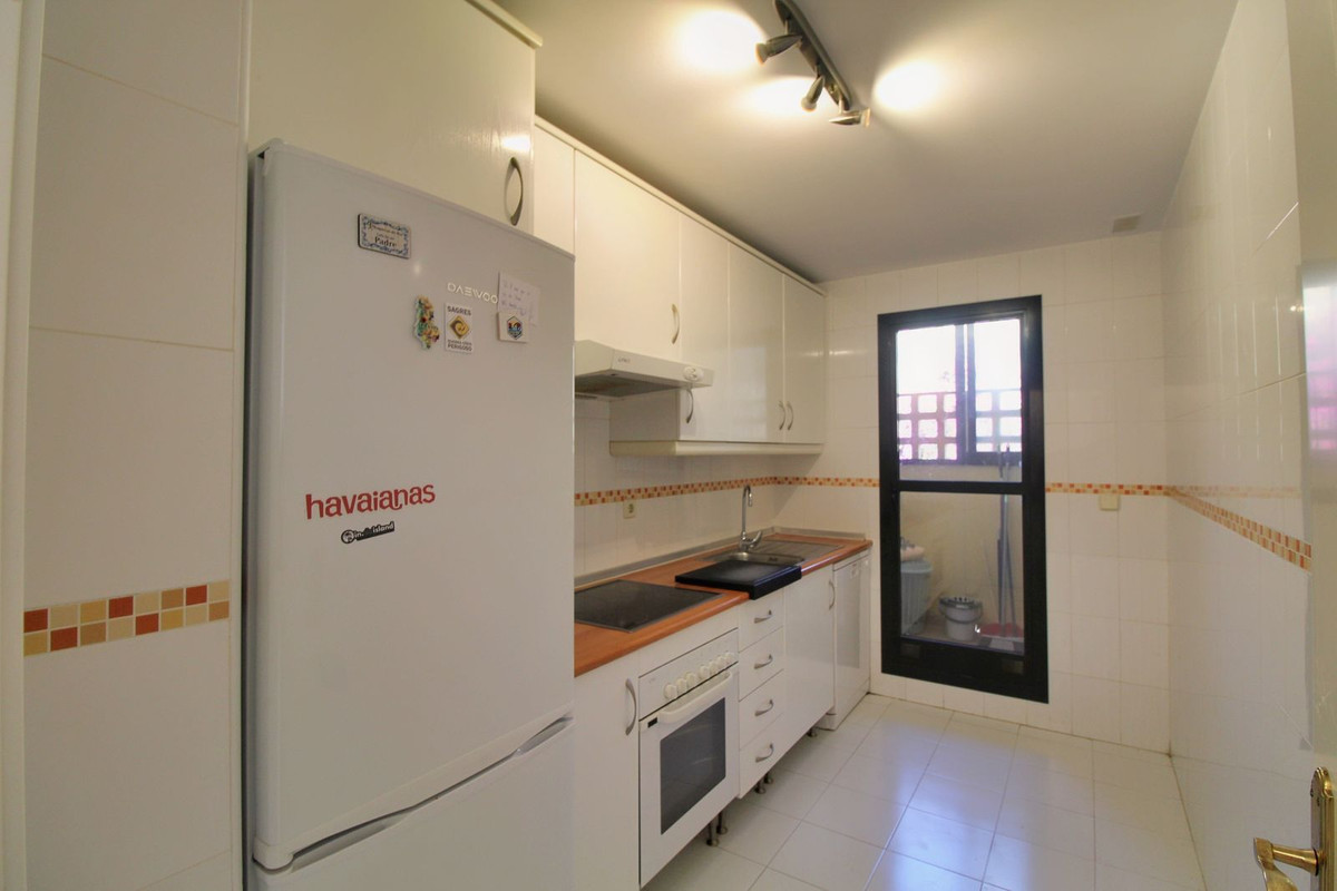 Appartement met 2 slaapkamers in Torrequebrada in Torrequebrada - foto 14