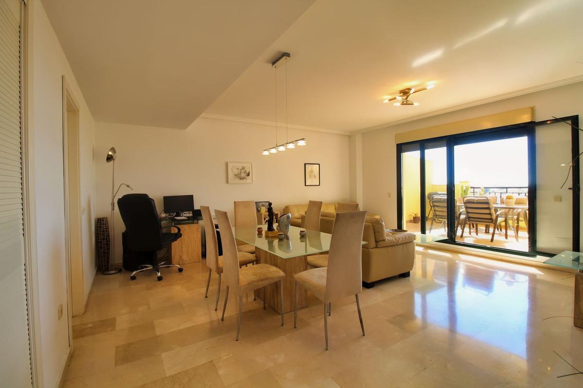 Appartement met 2 slaapkamers in Torrequebrada in Torrequebrada - foto 6