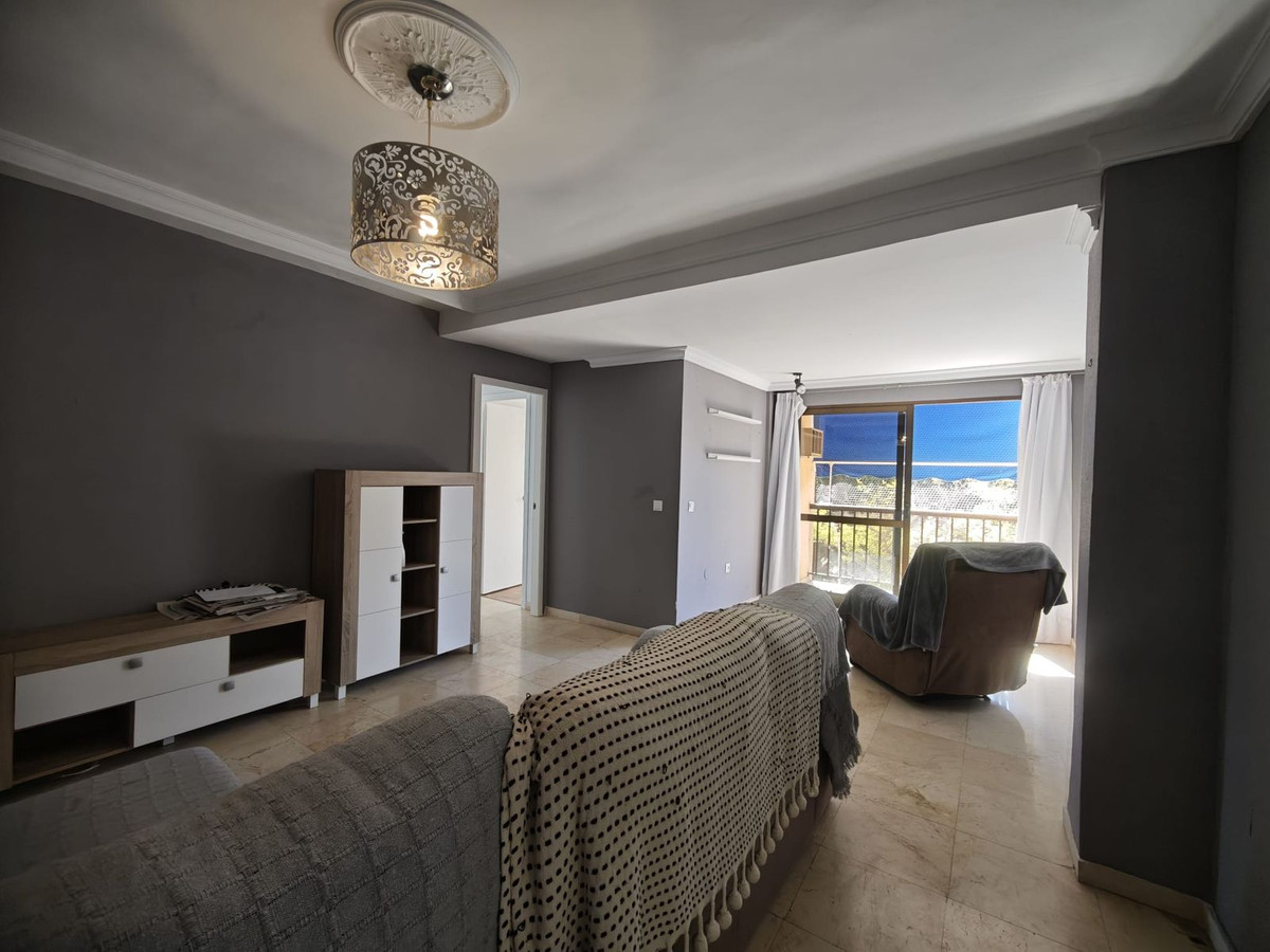 Ruim 3-kamerappartement in Miraflores, Marbella in Marbella - foto 2